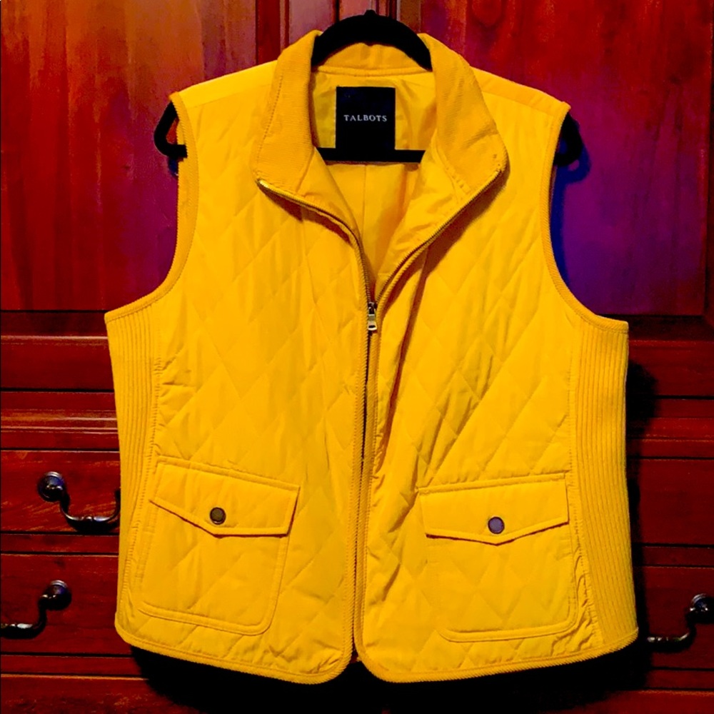 Yellow vest